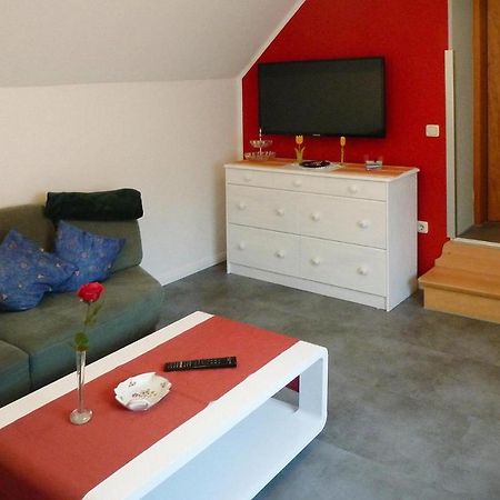 Holiday Apartment An Der Meisse, Bergen Bleckmar Eksteriør billede